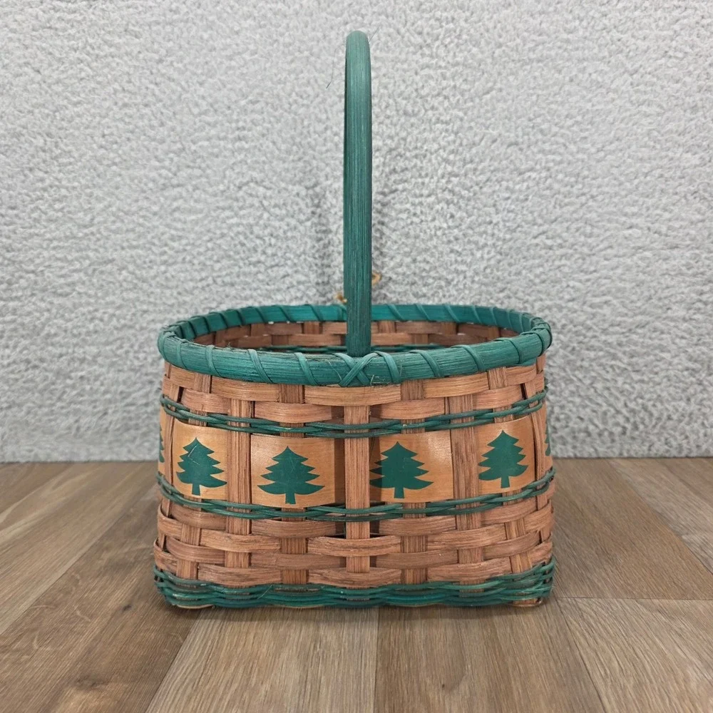 Rustic Woven Splint Christmas Basket Green Pine Tree Stencil Fixed Handle 13in